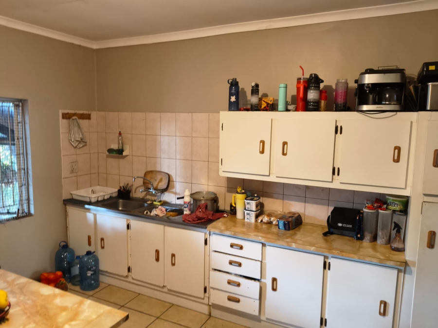 To Let 3 Bedroom Property for Rent in Safari Gardens North West